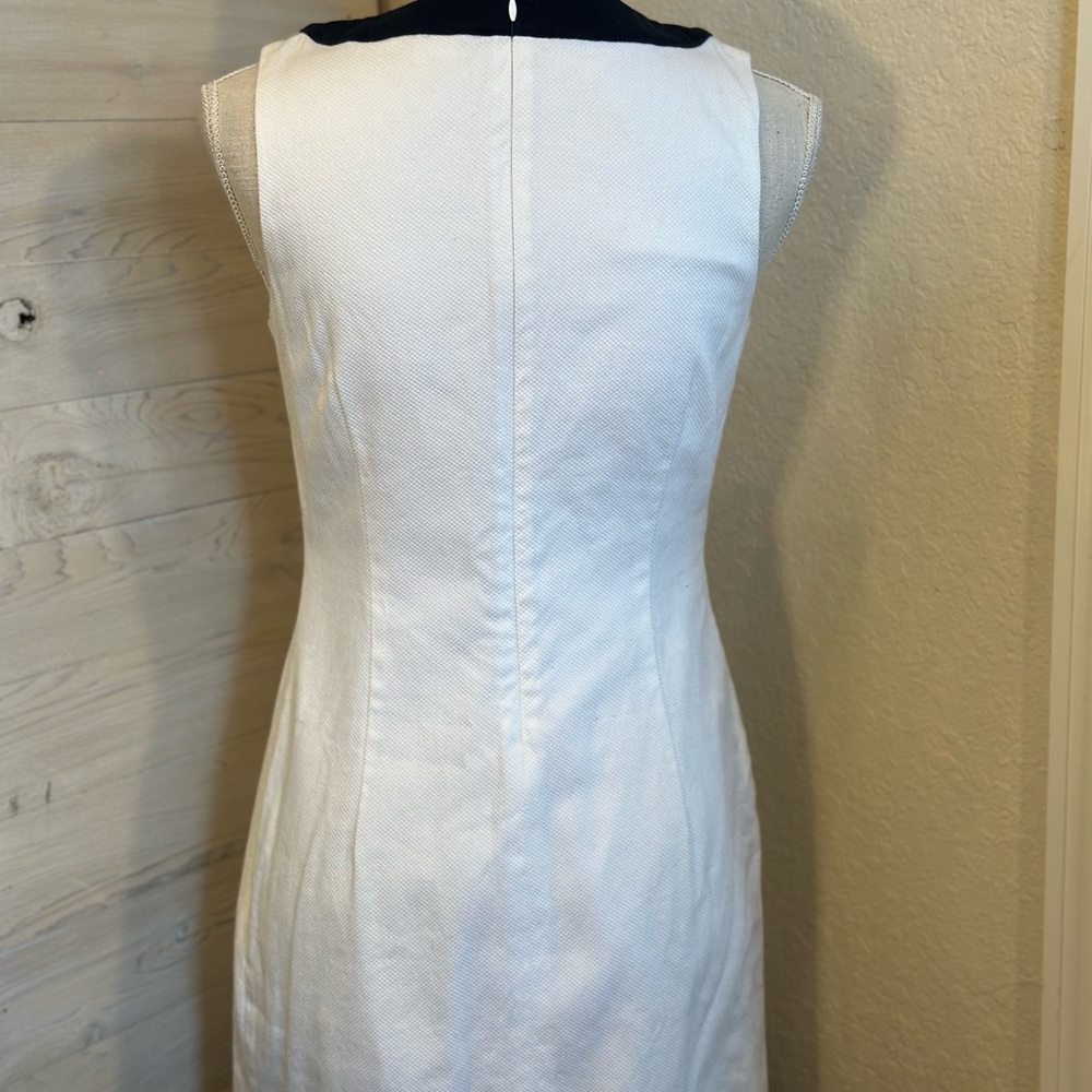 Vineyard Vines‎ size 4 white mini sheath lined with navy trim dress - Picture 4 of 13